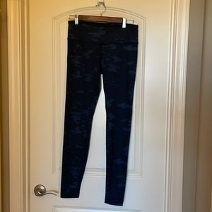 Lululemon Wunder Under Leggings Size 8
